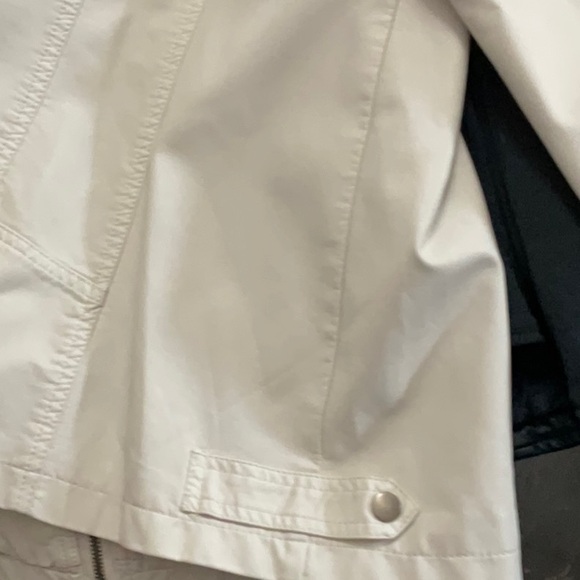 Longer length vegan leather jacket - Picture 4 of 4